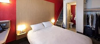 **  B&B Hotel Orly Chevilly-Larue - Nationale 7 France