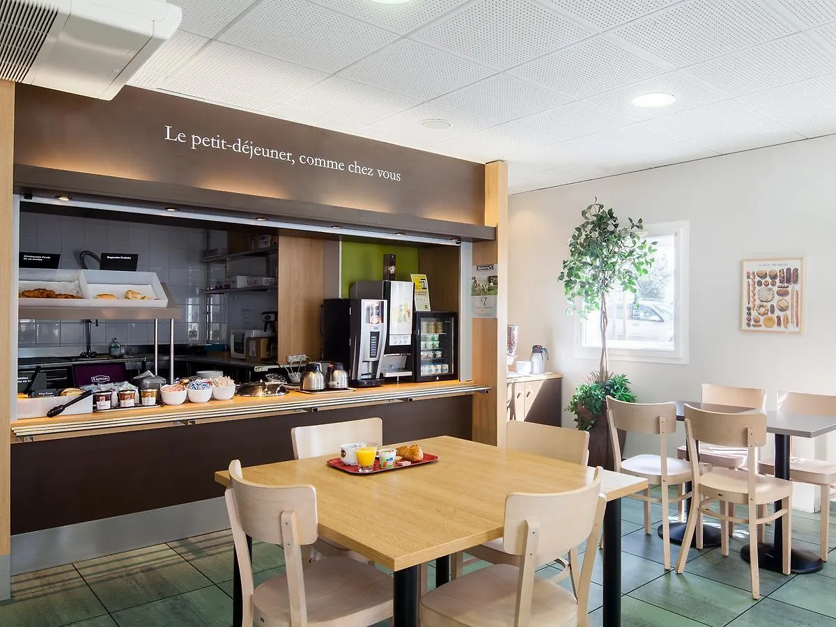 **  B&B Hotel Orly Chevilly-Larue - Nationale 7 France